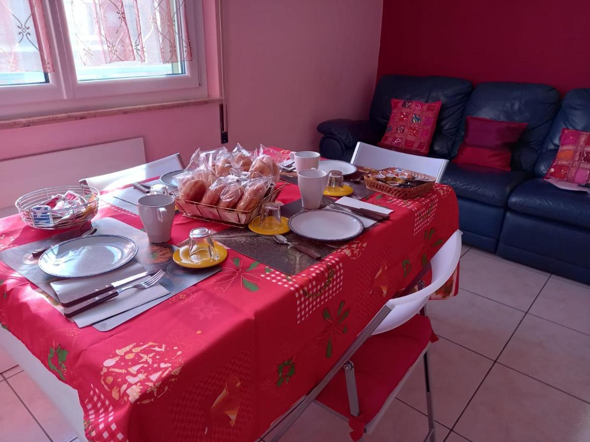 Affittacamere Appartamento Colorato Ferrare Extérieur photo