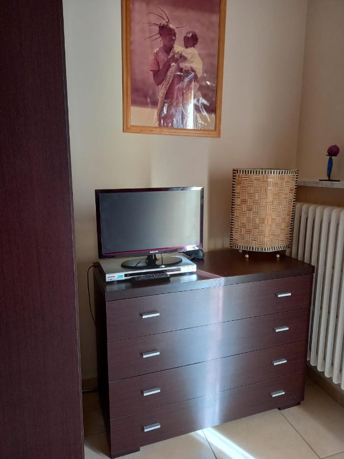 Affittacamere Appartamento Colorato Ferrare Extérieur photo