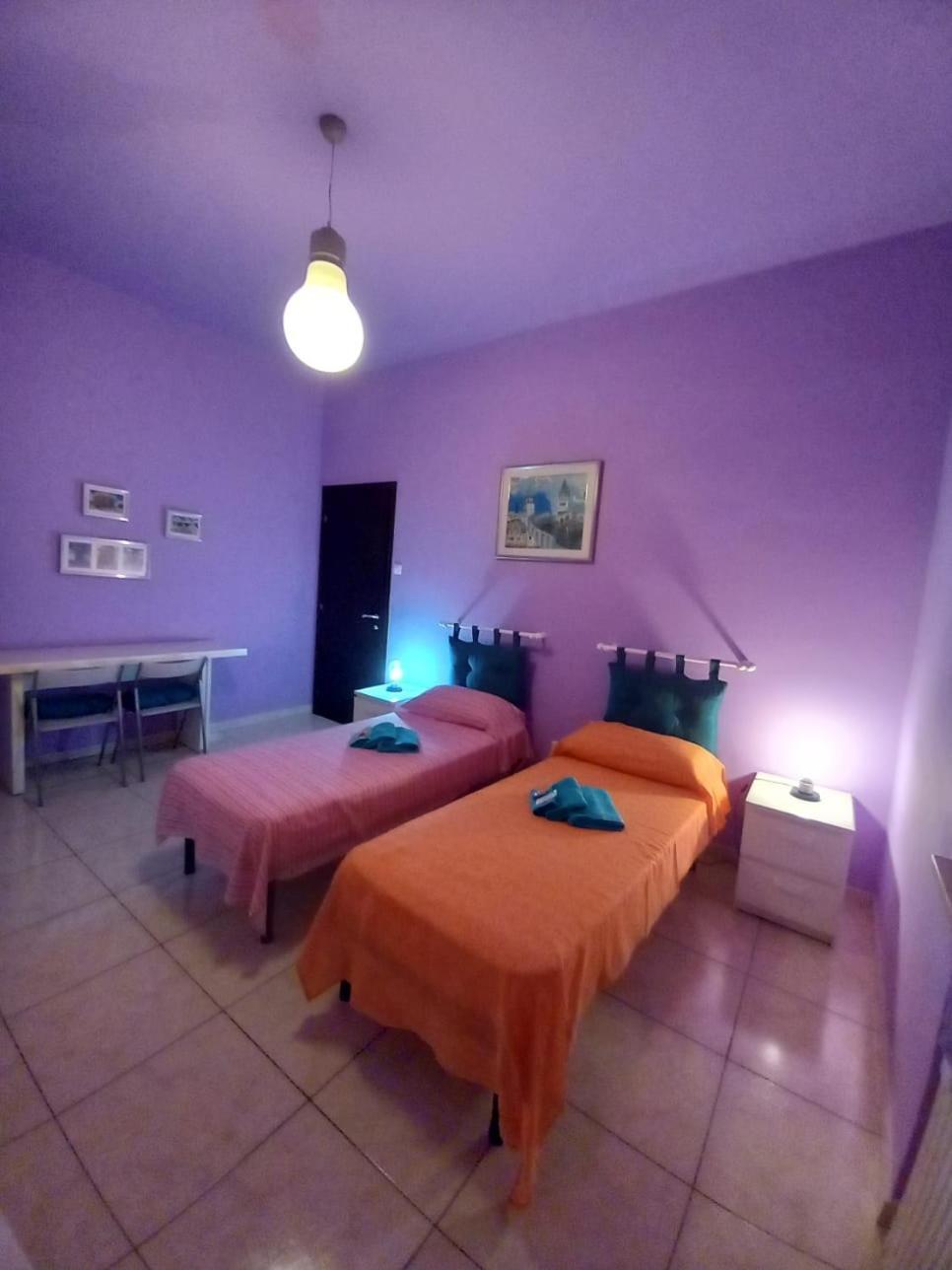 Affittacamere Appartamento Colorato Ferrare Extérieur photo